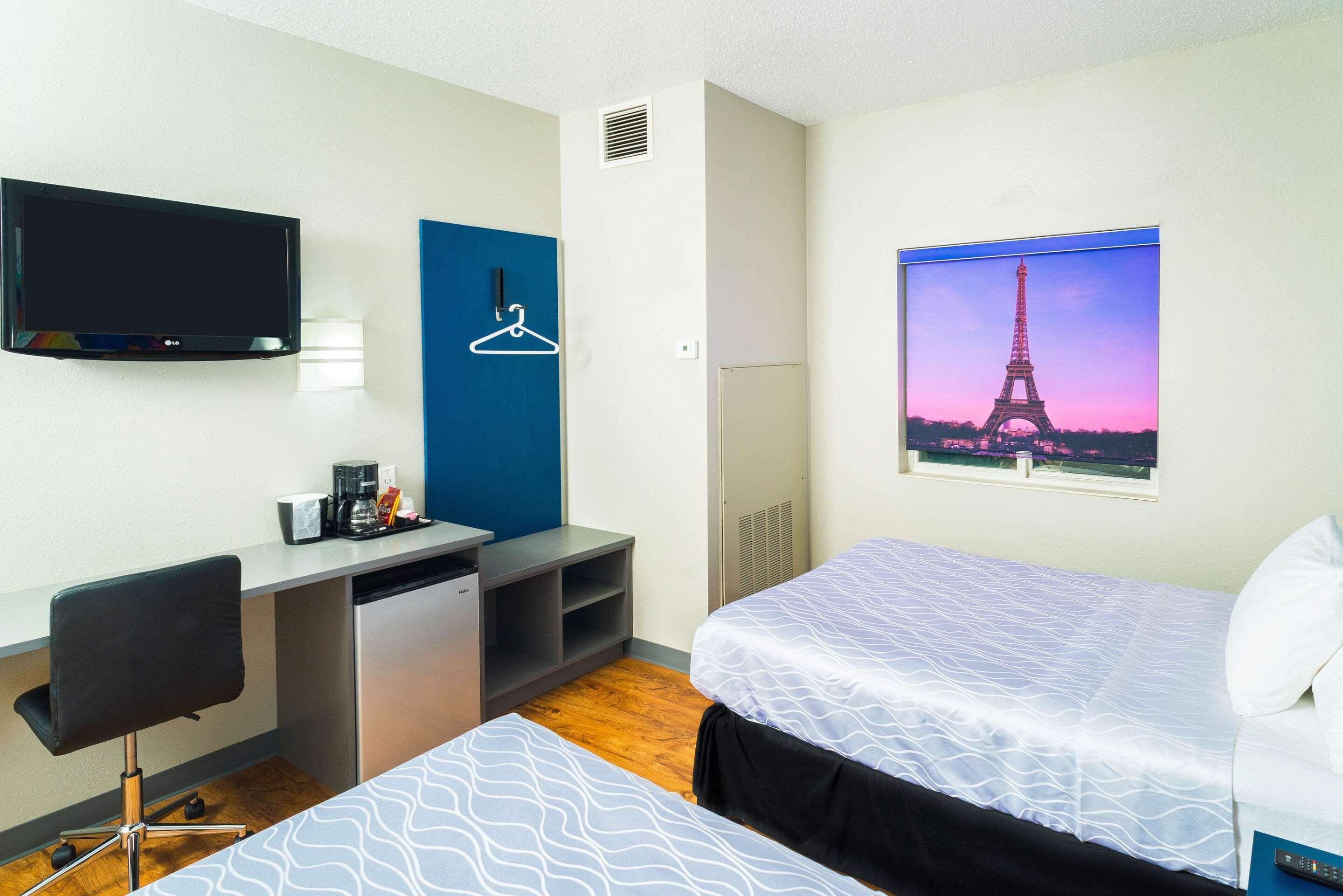 Studio Z, Ascend Hotel Collection Saint-Robert Exterior foto